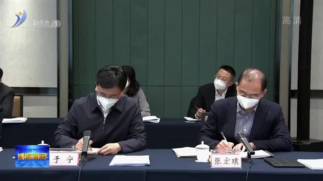 市委常委会召开2022年度民主生活会  王爱国到会指导  闫剑波代表市委常委会作对照检查