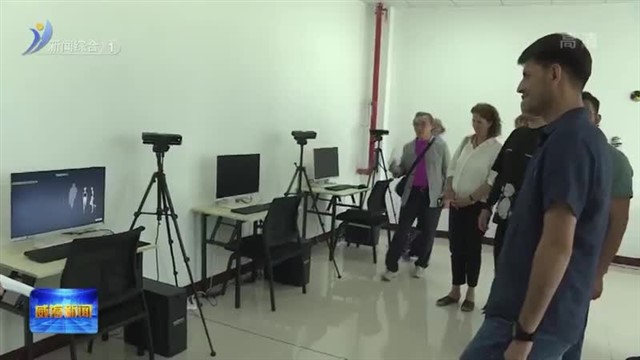 30多位外国专家在南海过端午