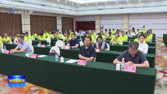 13名军休干部老党员获颁“光荣在党50年”纪念章