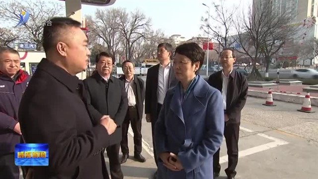 孔凡萍调研促消费和节日保供工作