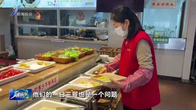 社区里的“春风”：暖心餐香润夕阳 公益市集聚温情